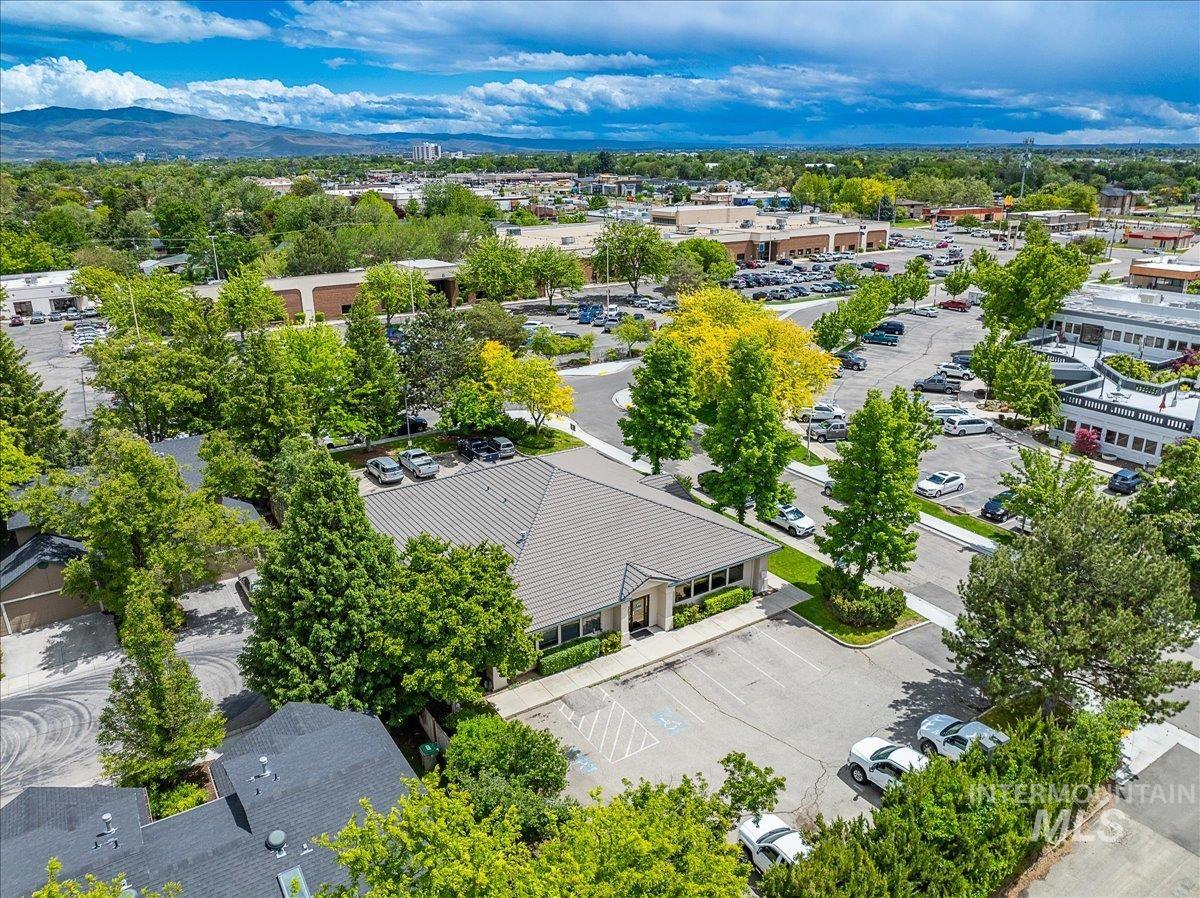 7950 W King St.