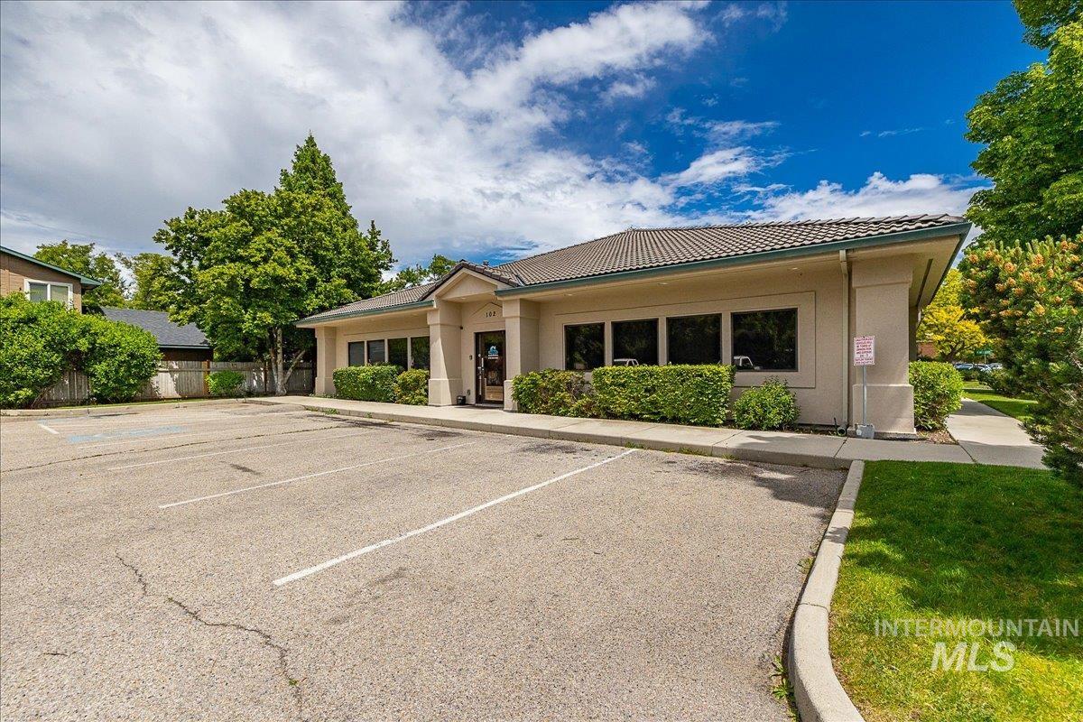 7950 W King St.