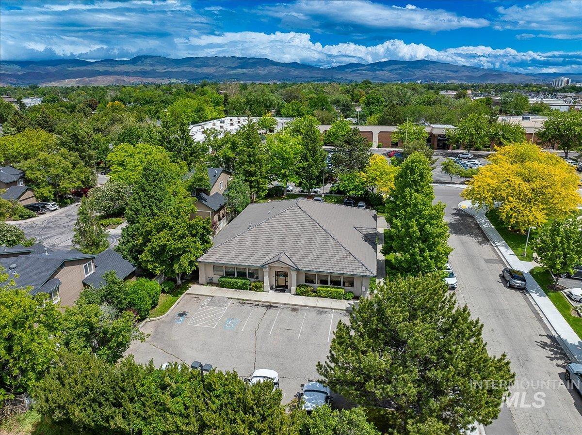 7950 W King St.