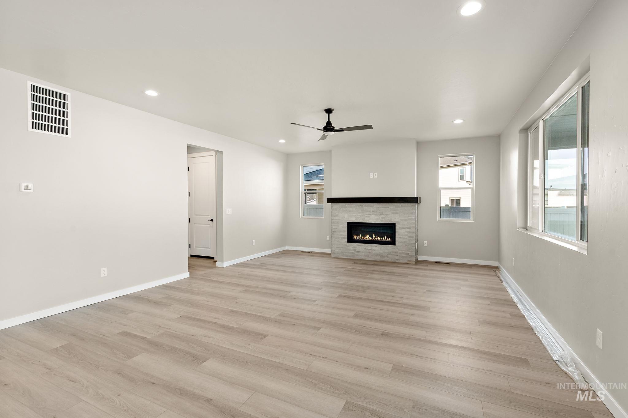 11354 W Coreopsis Dr