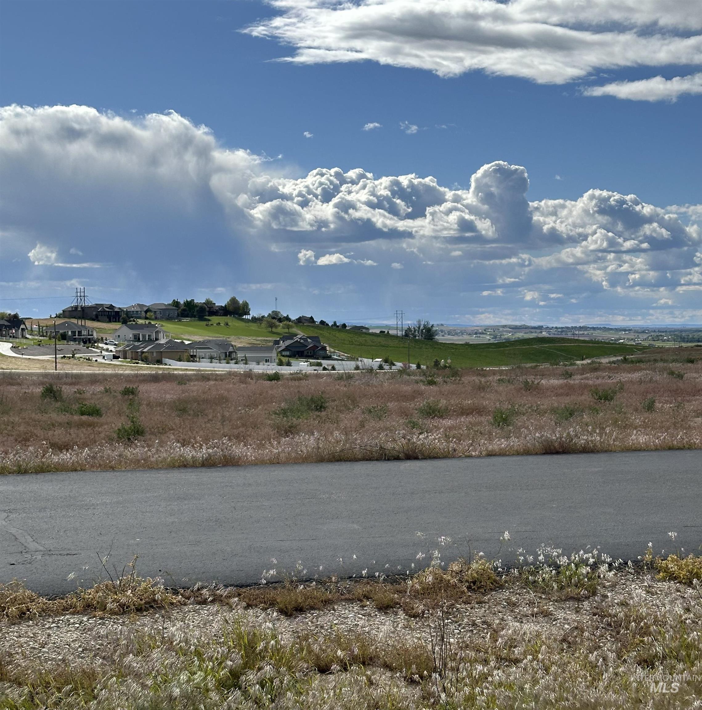 8202 Loma Linda Ridge