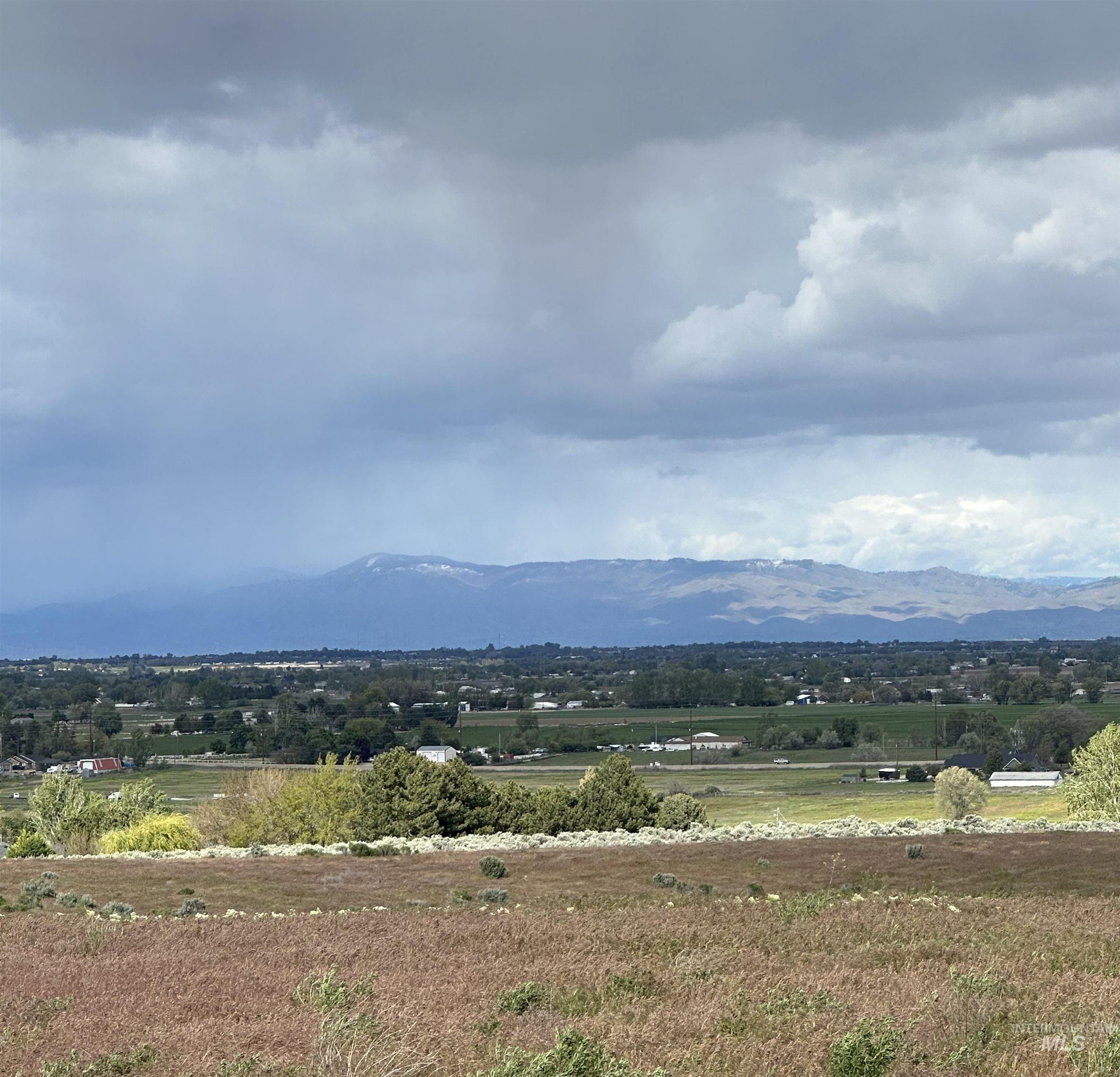 8202 Loma Linda Ridge