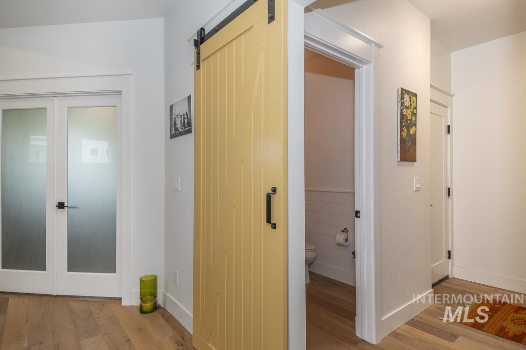 1831 N Racing Water Place