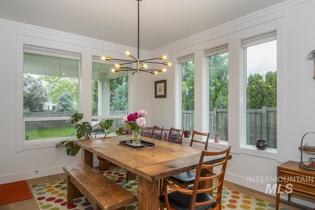 1831 N Racing Water Place