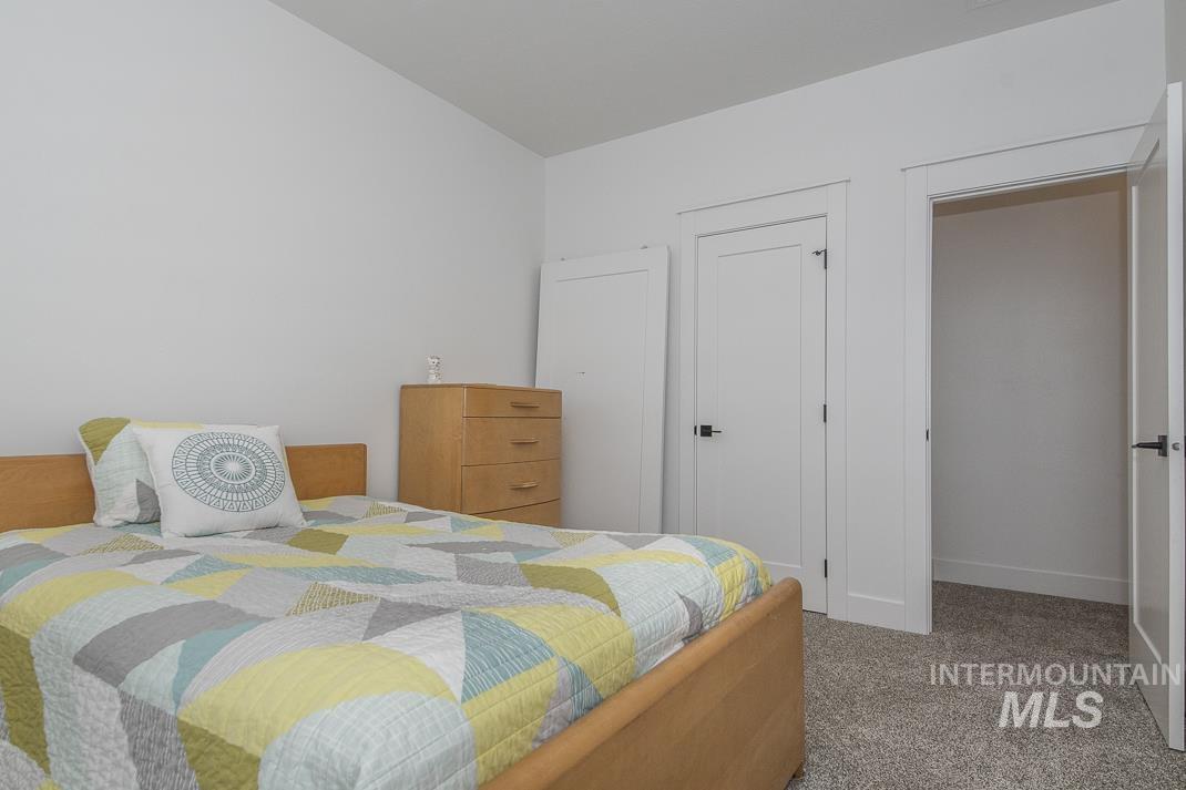 1831 N Racing Water Place