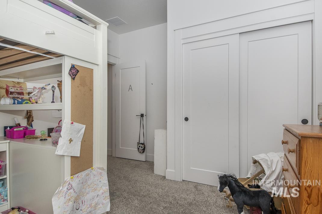 1831 N Racing Water Place