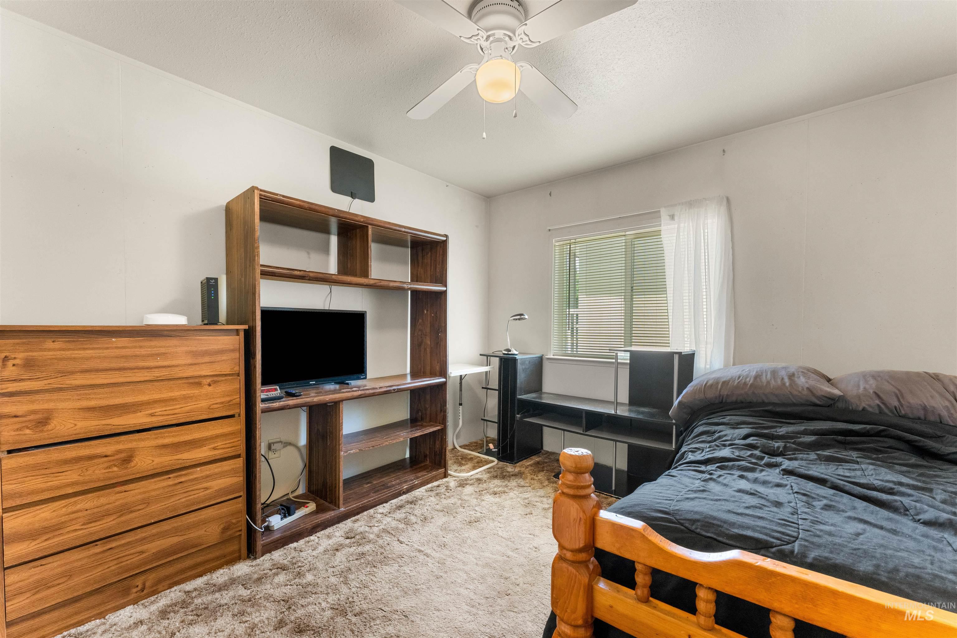 2401 S Owyhee St Unit: 89