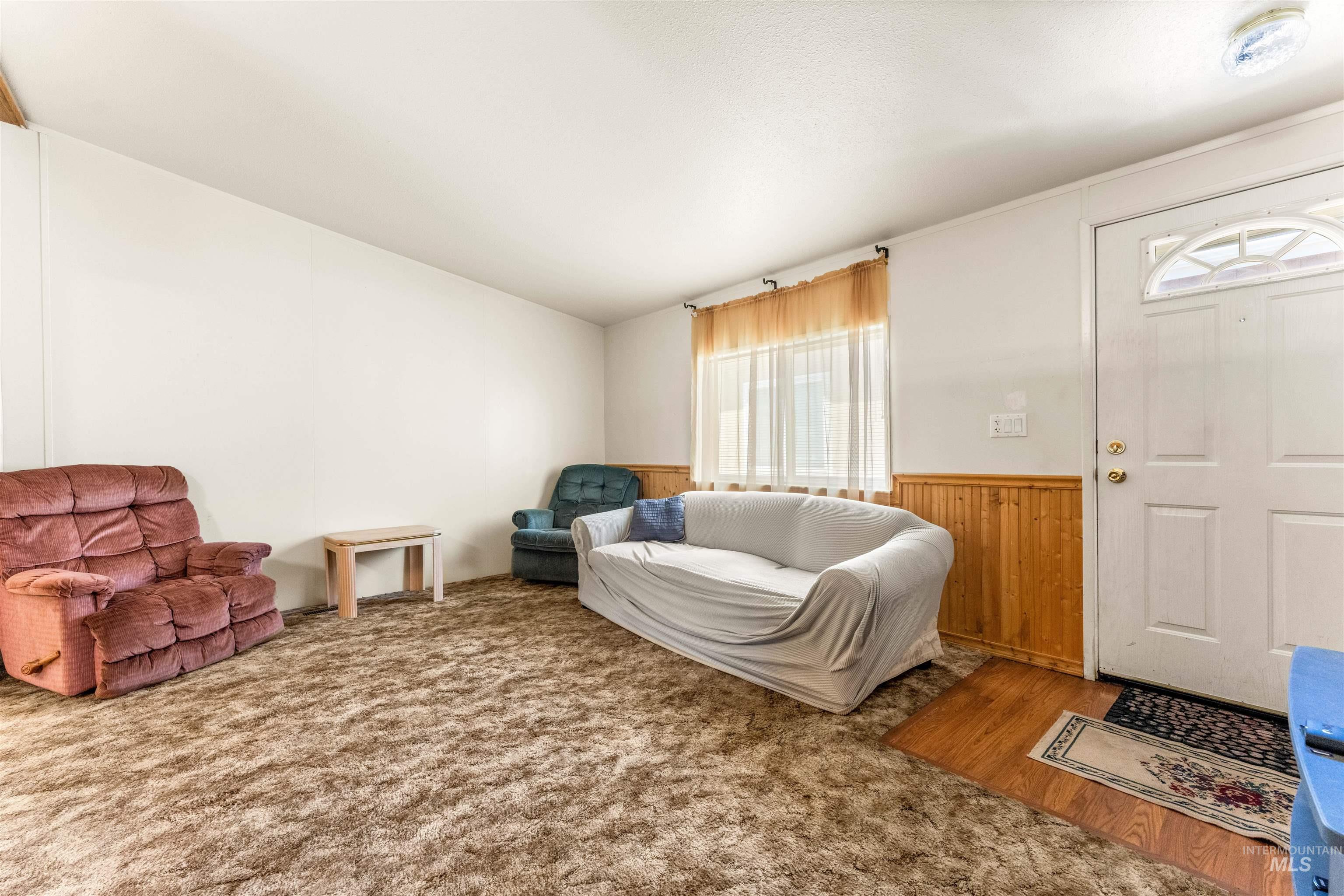 2401 S Owyhee St Unit: 89