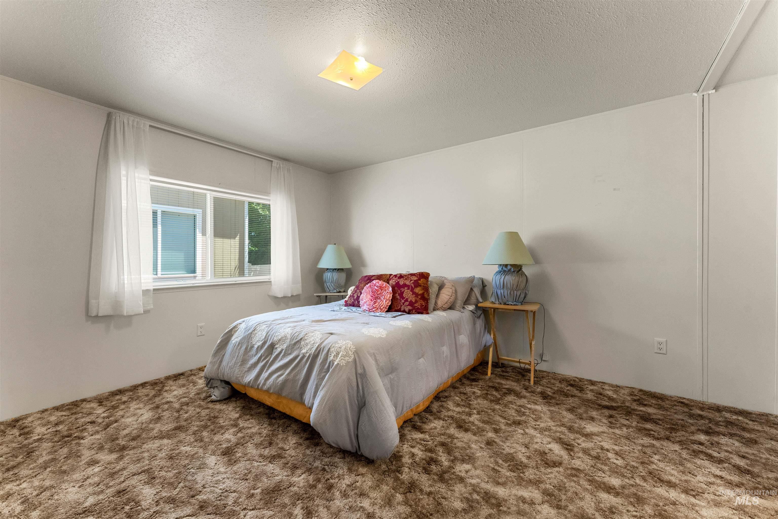 2401 S Owyhee St Unit: 89