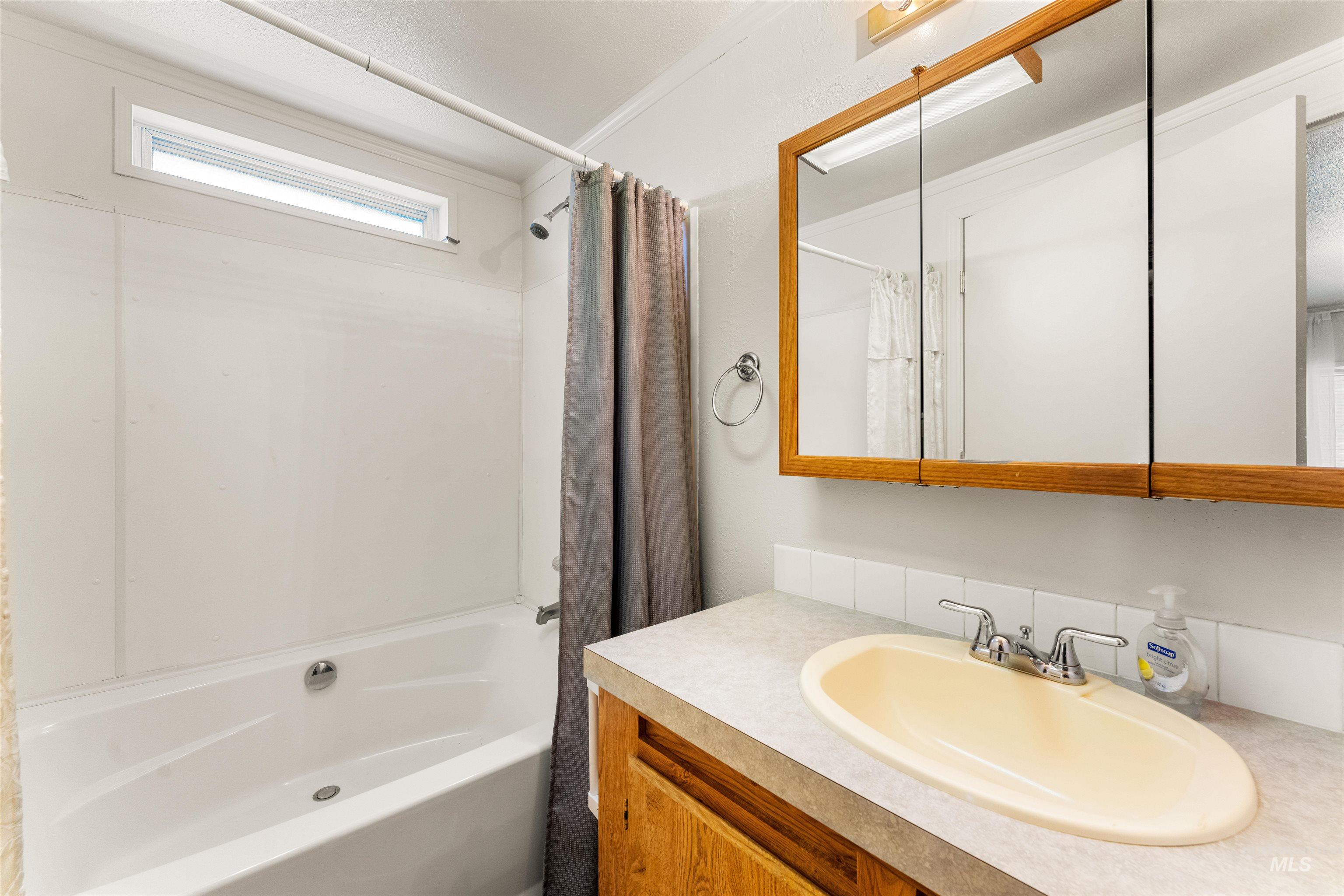 2401 S Owyhee St Unit: 89