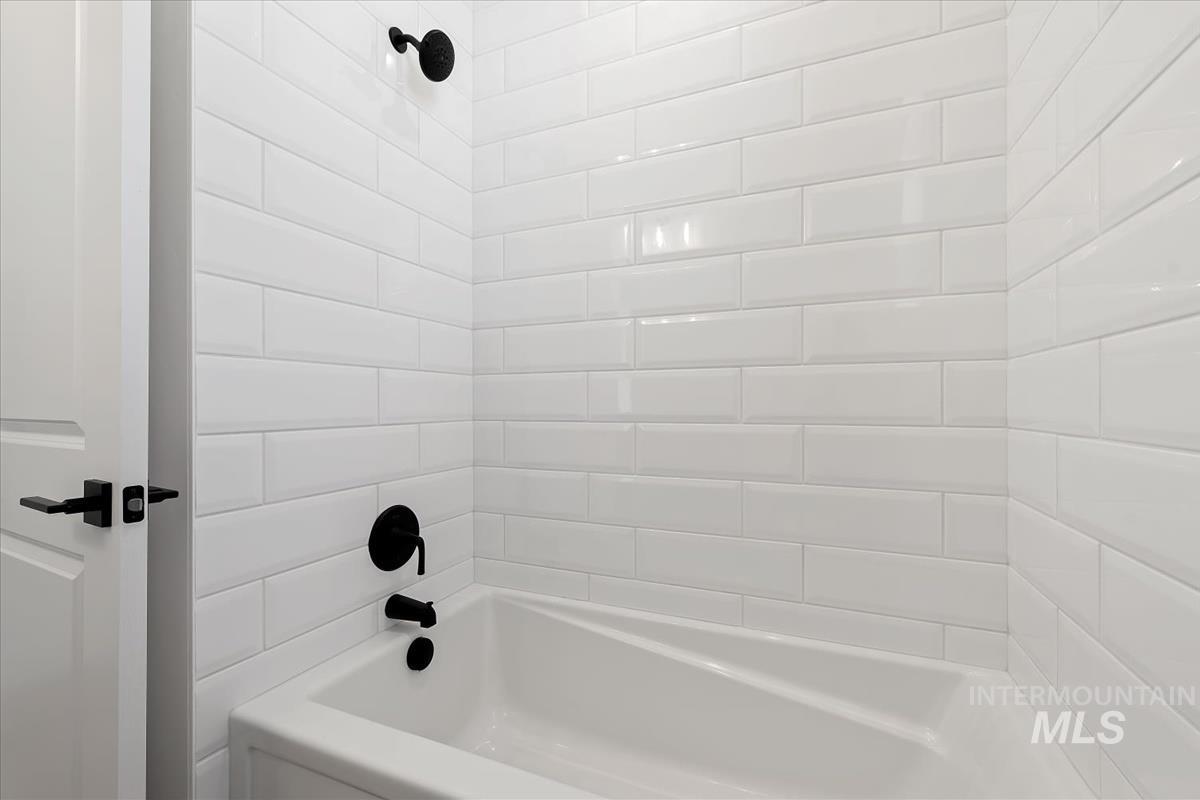 851 W Smokey Lake Dr.