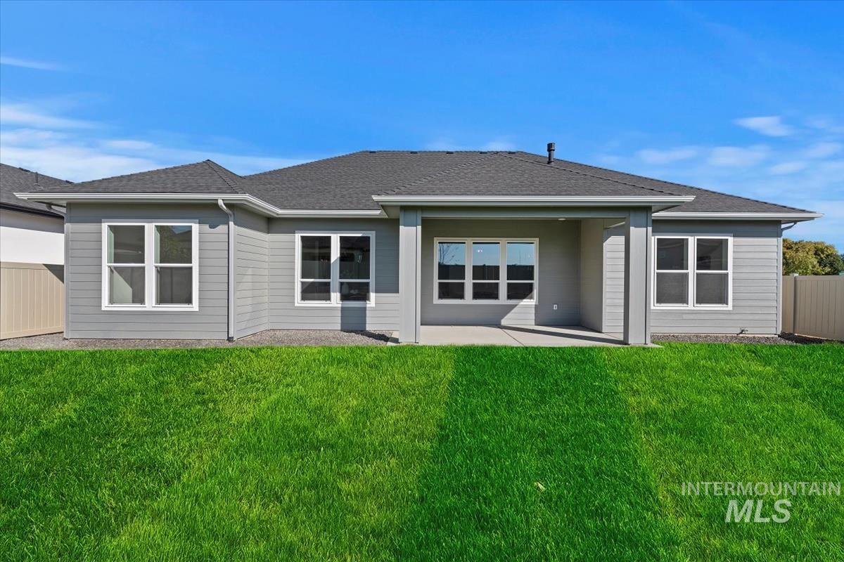 851 W Smokey Lake Dr.