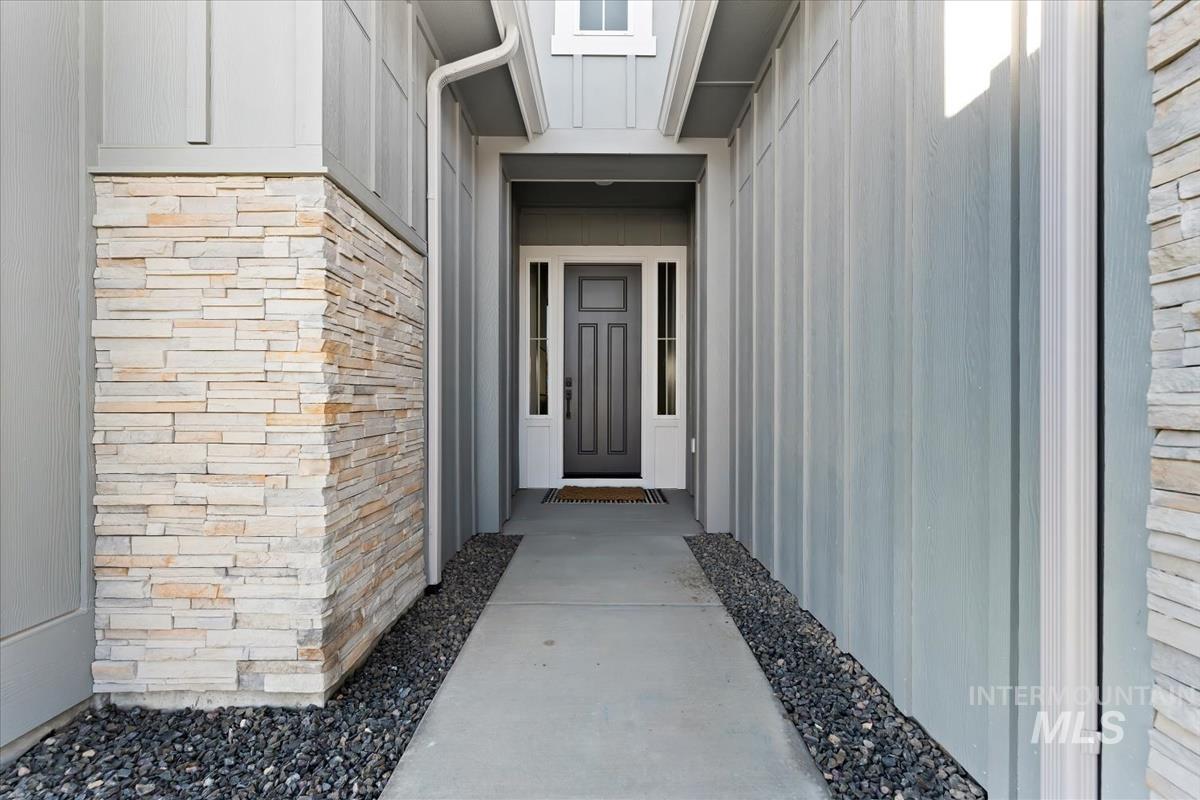 851 W Smokey Lake Dr.