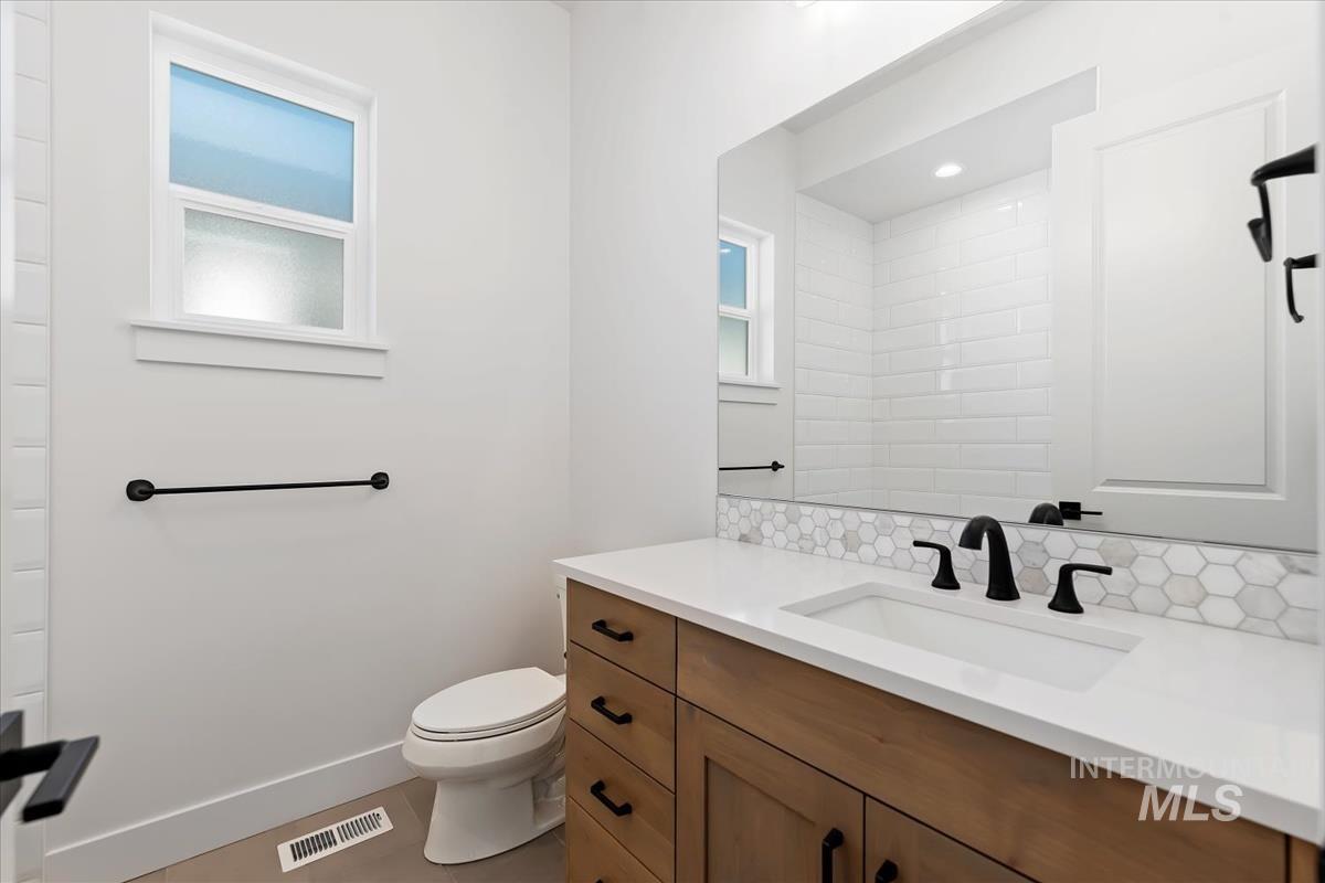 851 W Smokey Lake Dr.