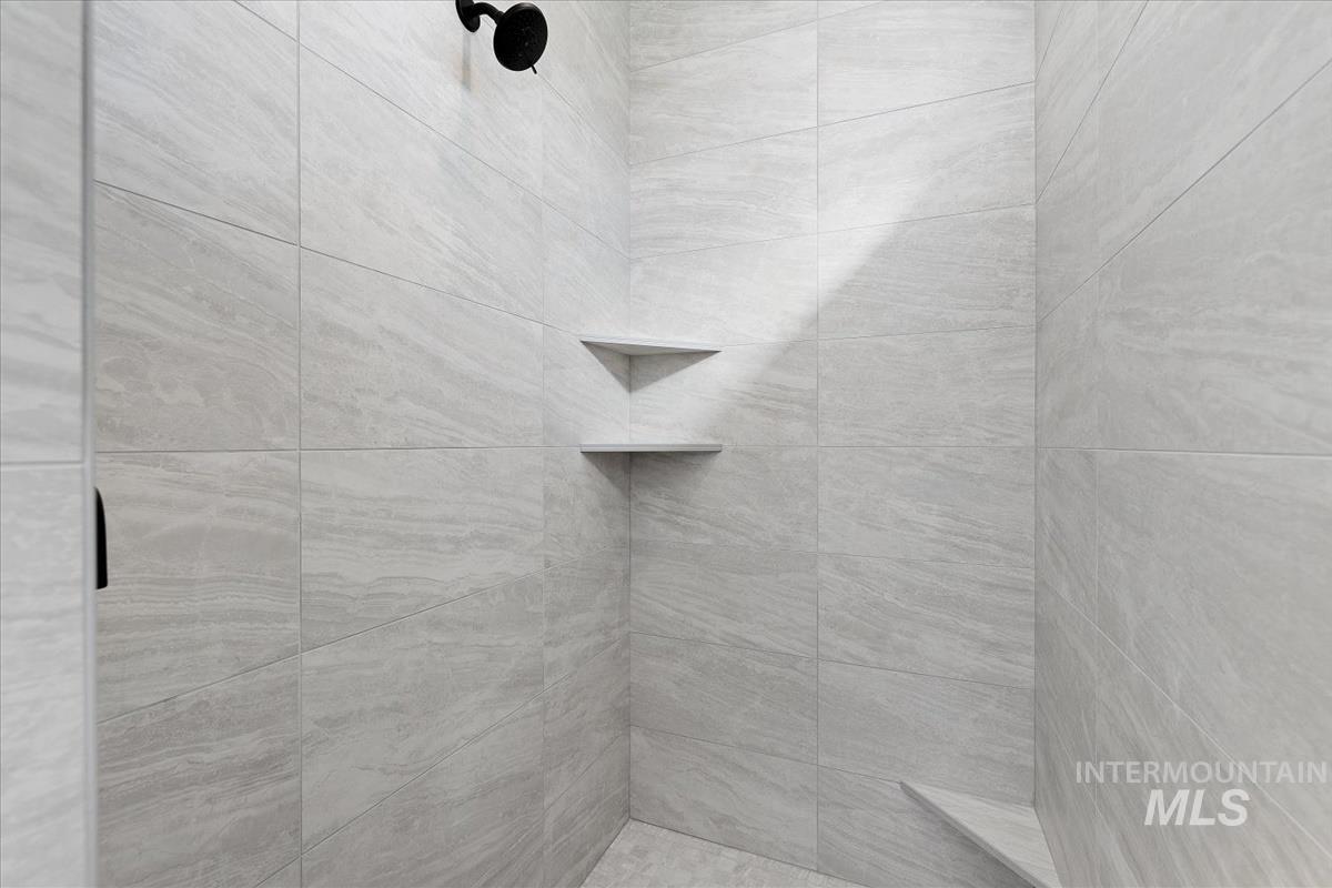 851 W Smokey Lake Dr.