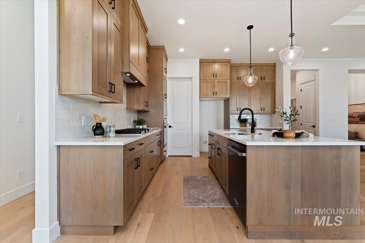 851 W Smokey Lake Dr.