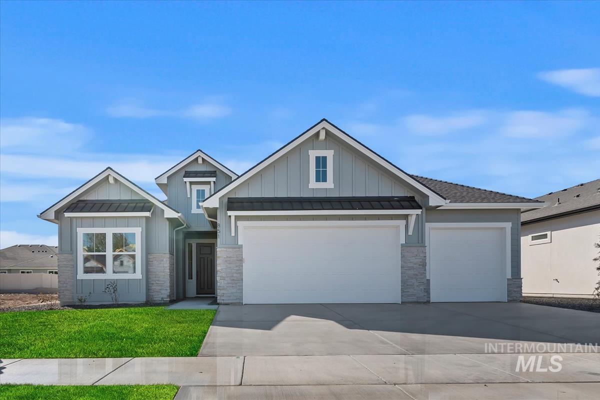 851 W Smokey Lake Dr.