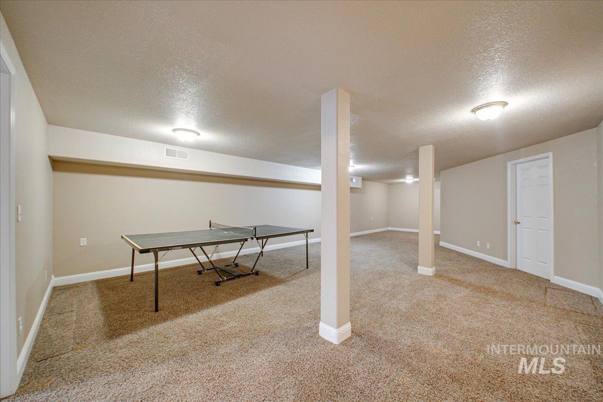 1910 W Campo Lane