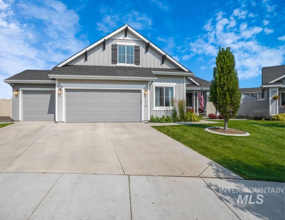 1178 E Imlay