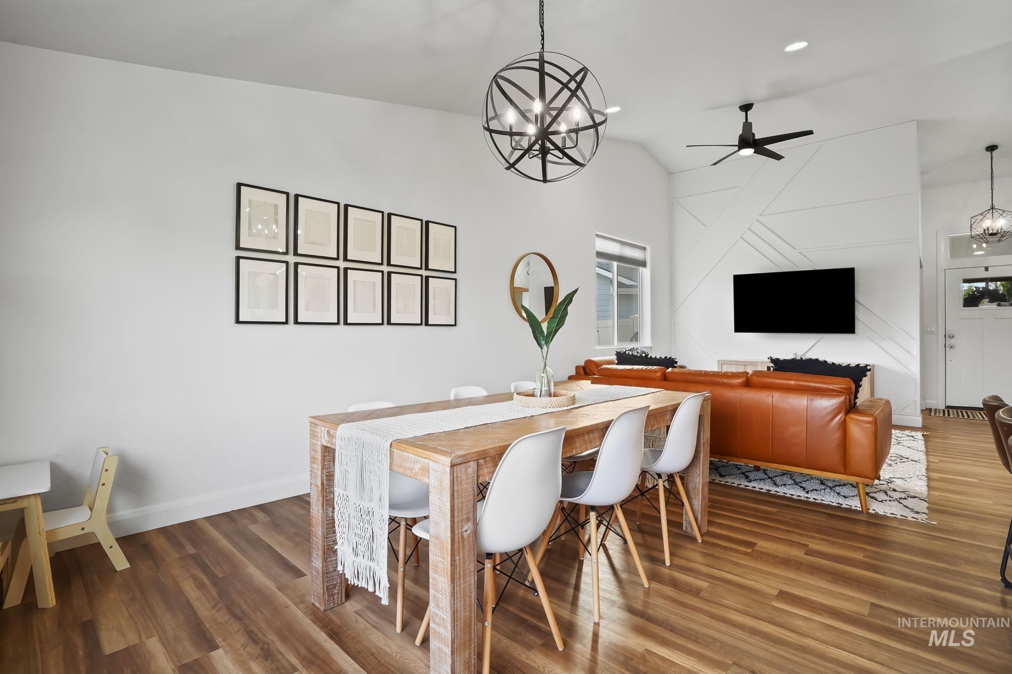 1178 E Imlay