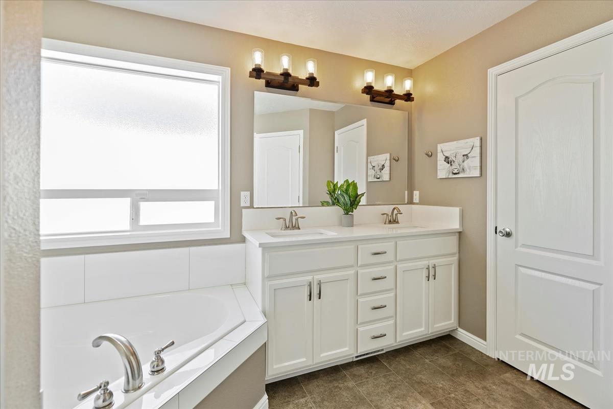 11357 W Celestial Dr.