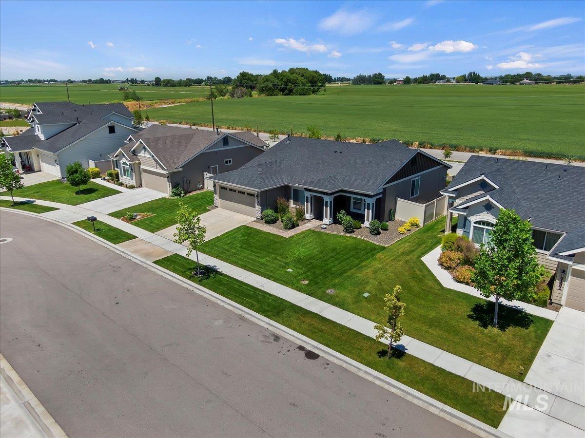 6194 E Mayfield Drive