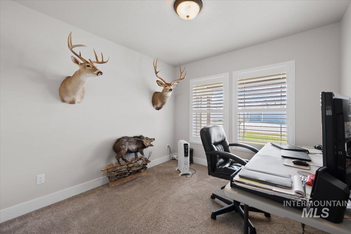 6194 E Mayfield Drive