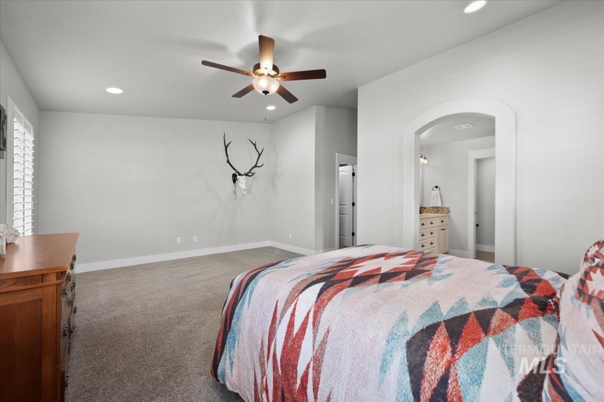 6194 E Mayfield Drive