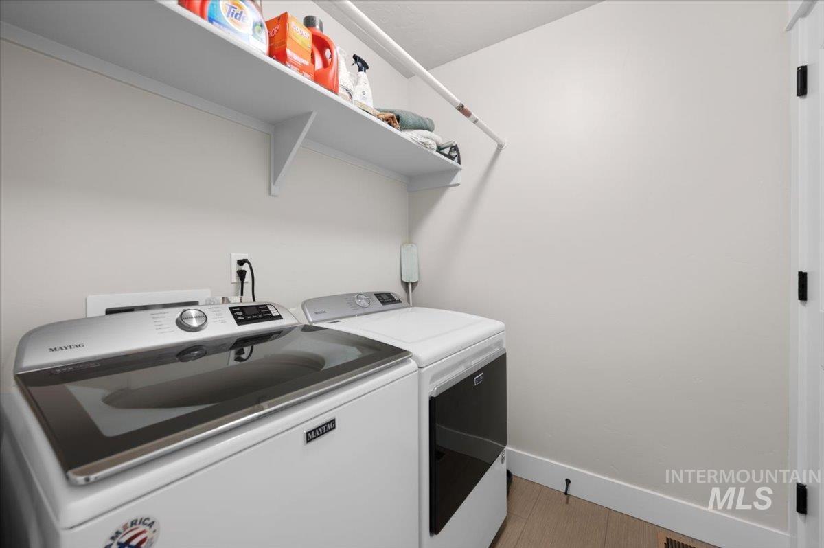 6194 E Mayfield Drive