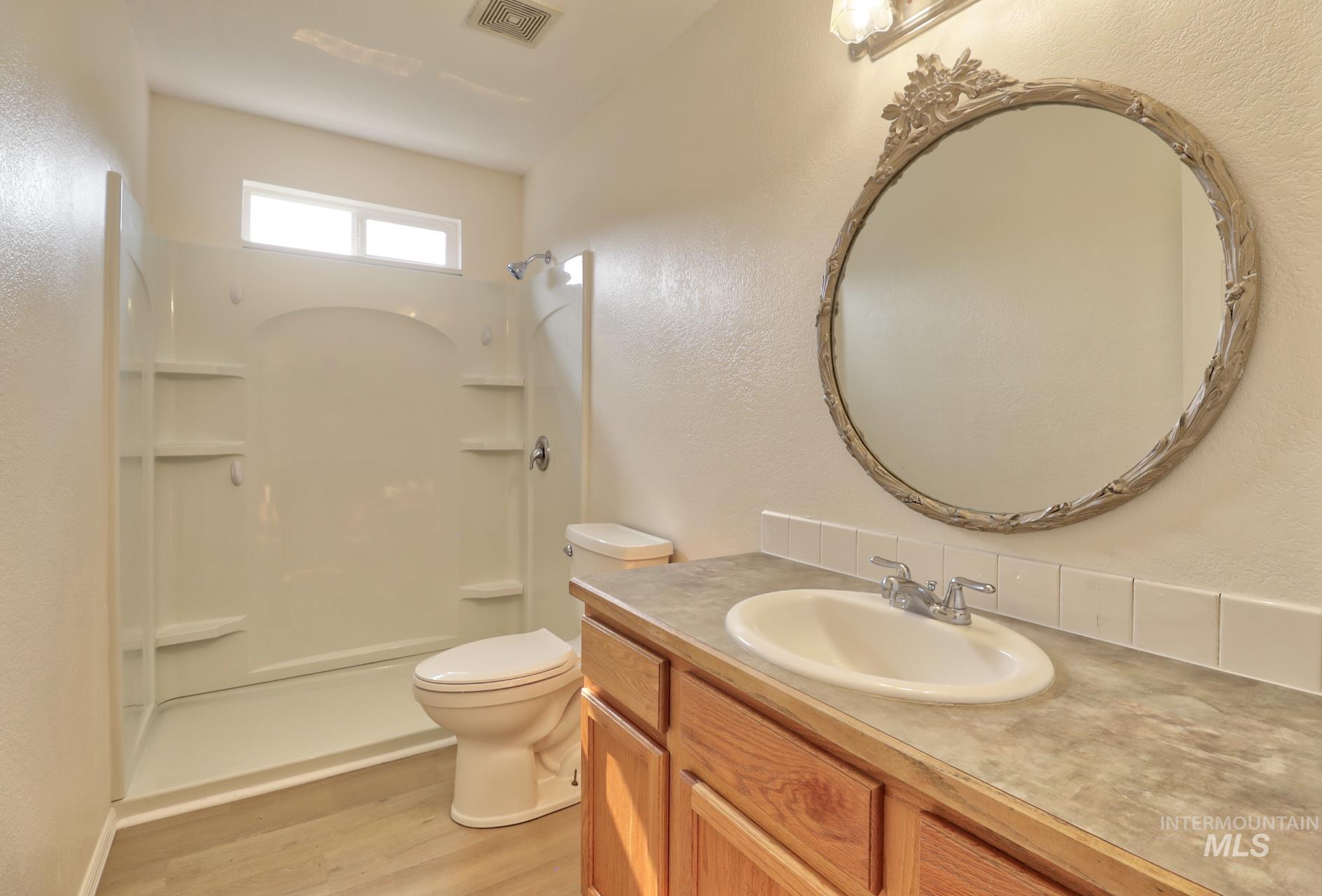 1579 N Manship Place