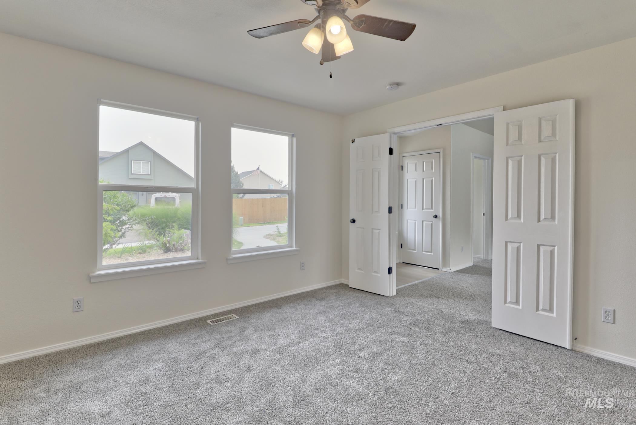 1579 N Manship Place