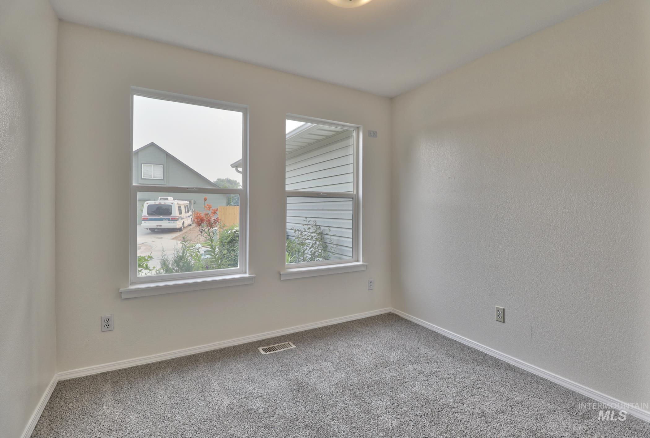 1579 N Manship Place