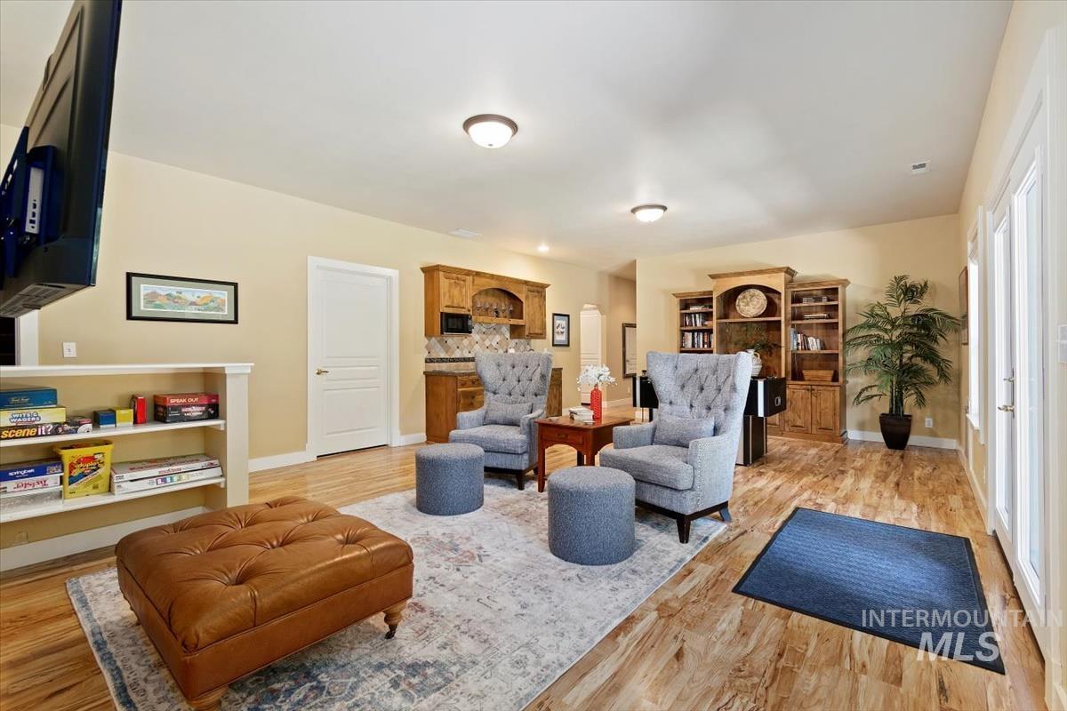 2497 E Brigantine Ct