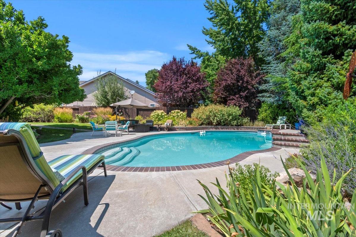 2497 E Brigantine Ct