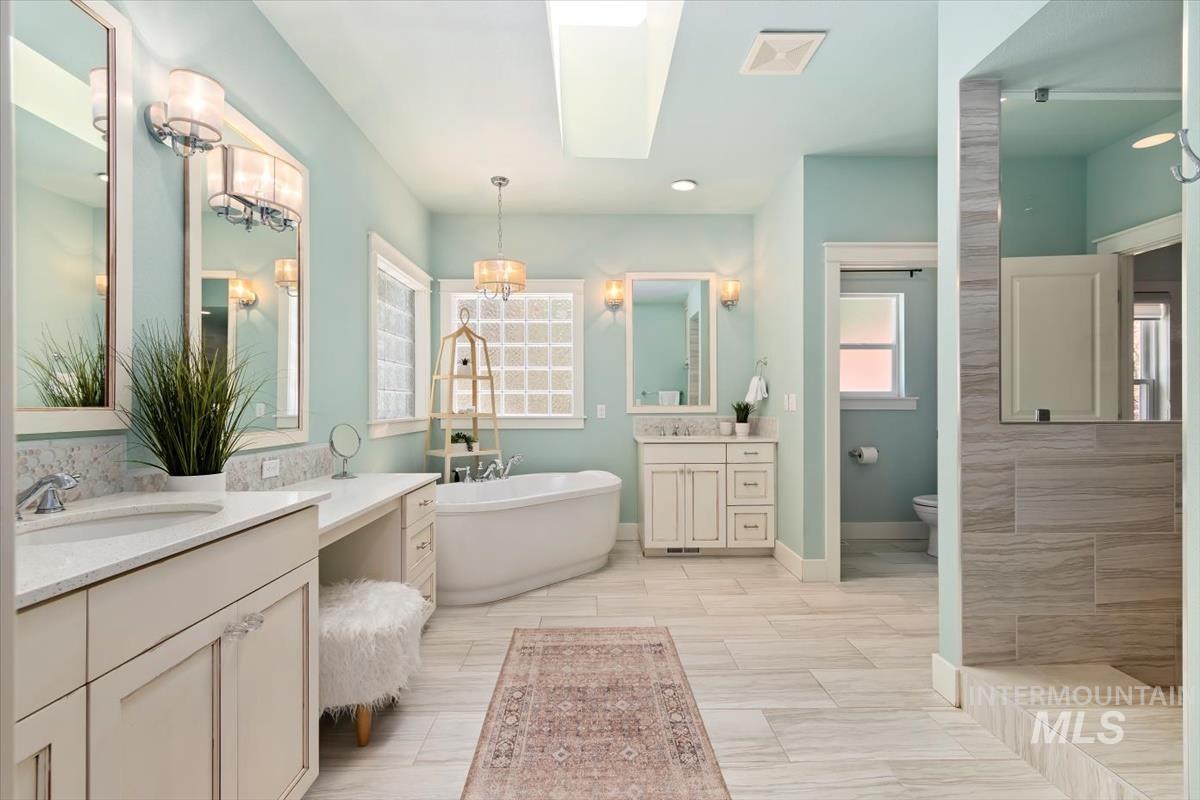 2497 E Brigantine Ct