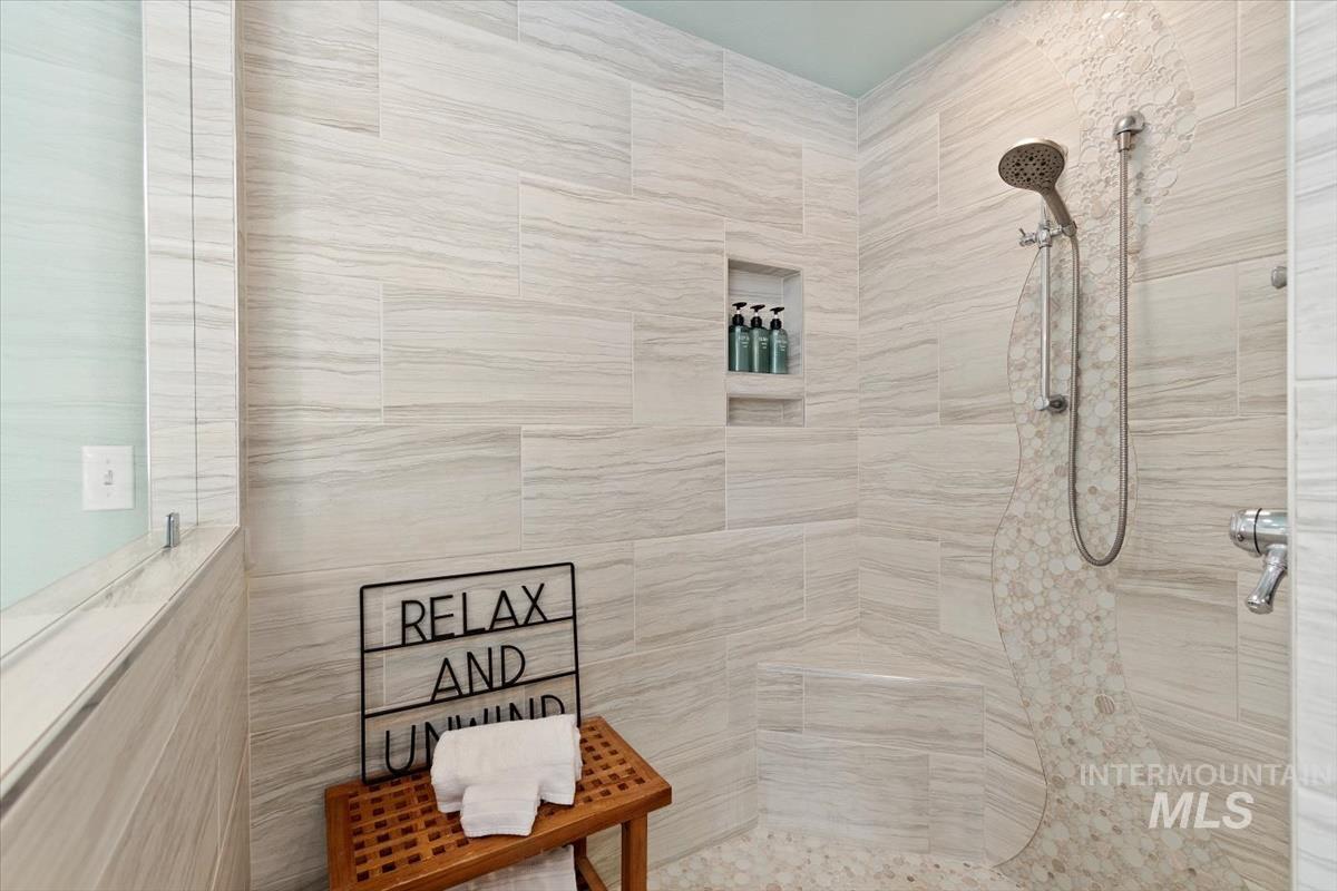 2497 E Brigantine Ct