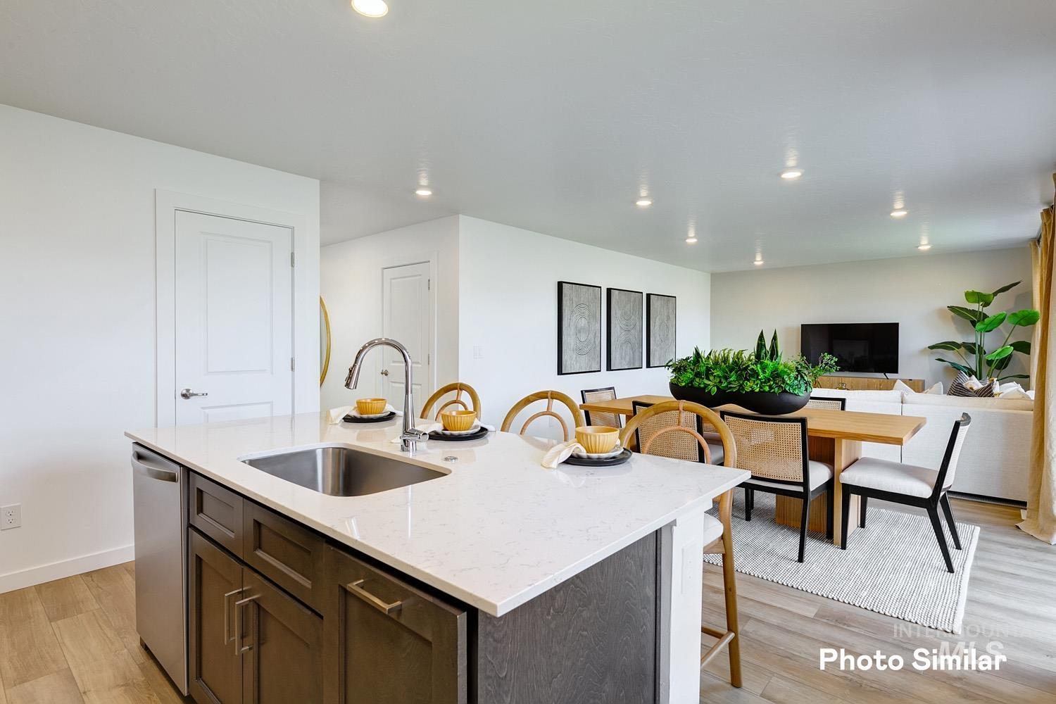 10949 W Hidden Point St