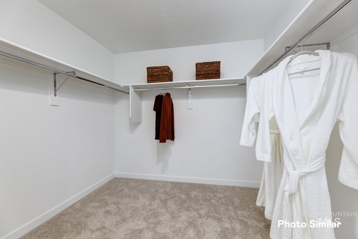 10869 W Hidden Point St