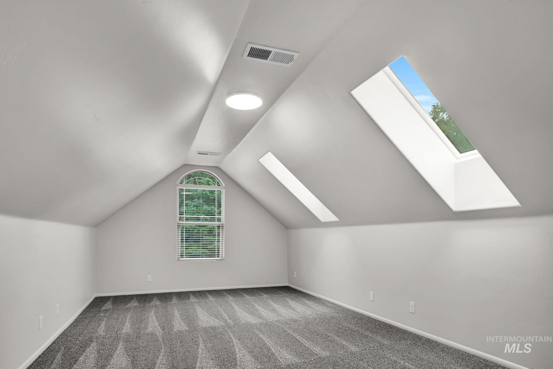 1683 S Stream Pointe Lane