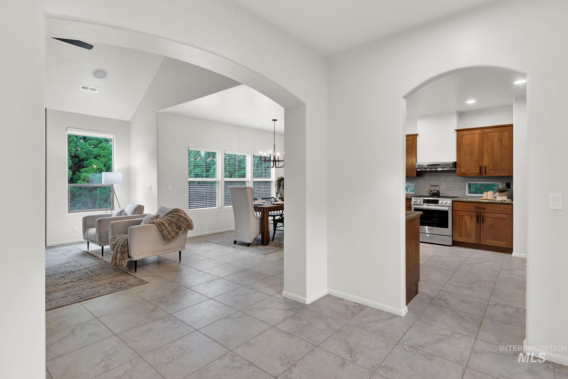 1683 S Stream Pointe Lane