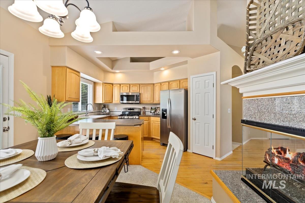 1546 N Prestwick Way