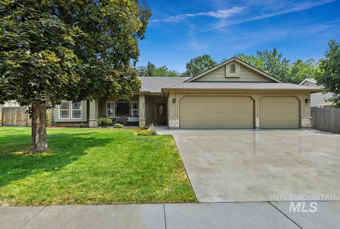 1546 N Prestwick Way