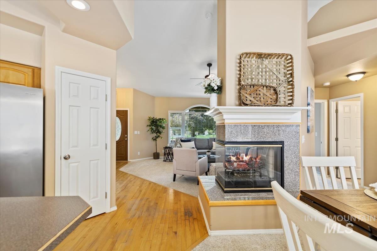 1546 N Prestwick Way