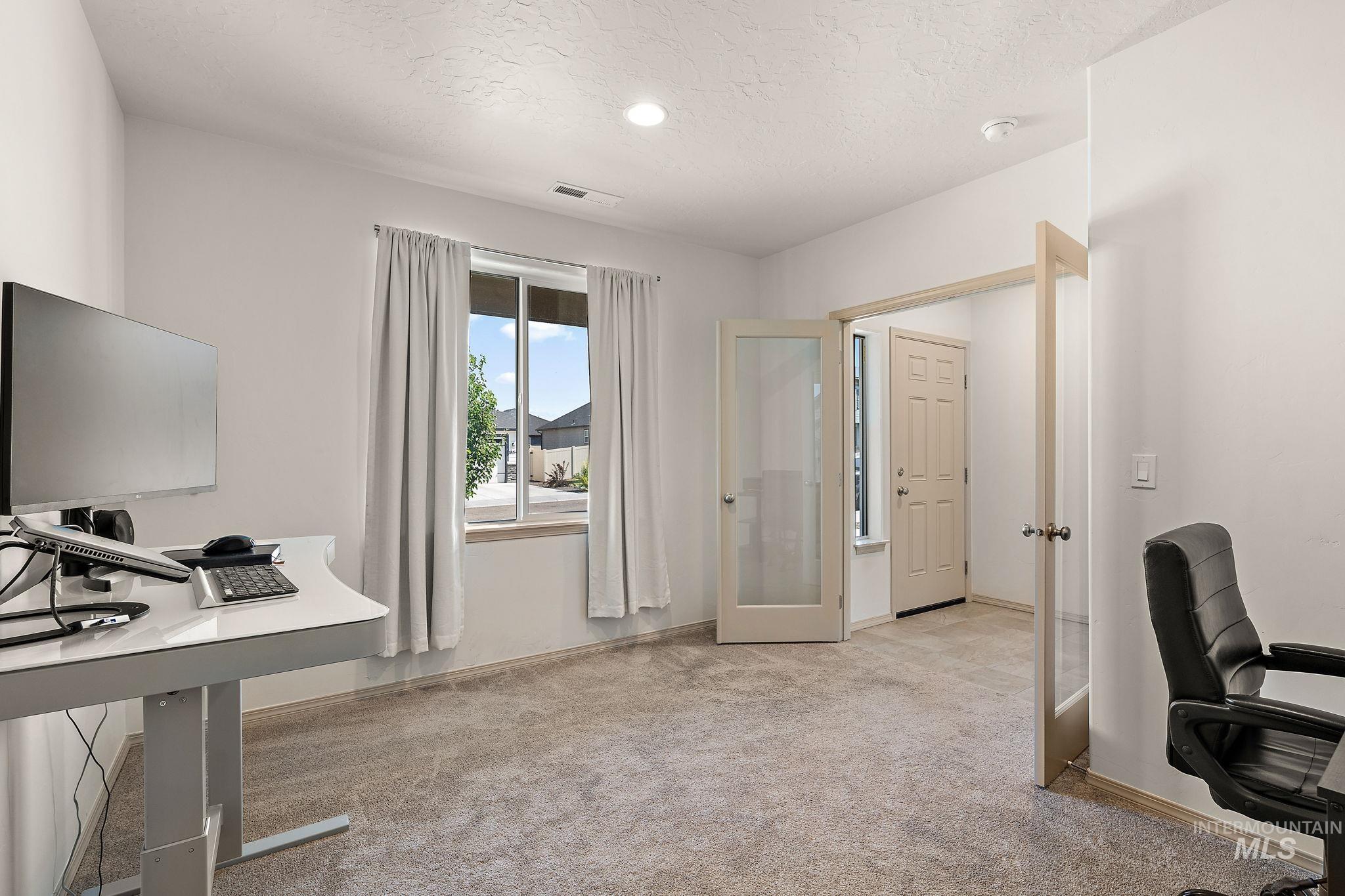 1853 E Porter Unit: E Porter St.