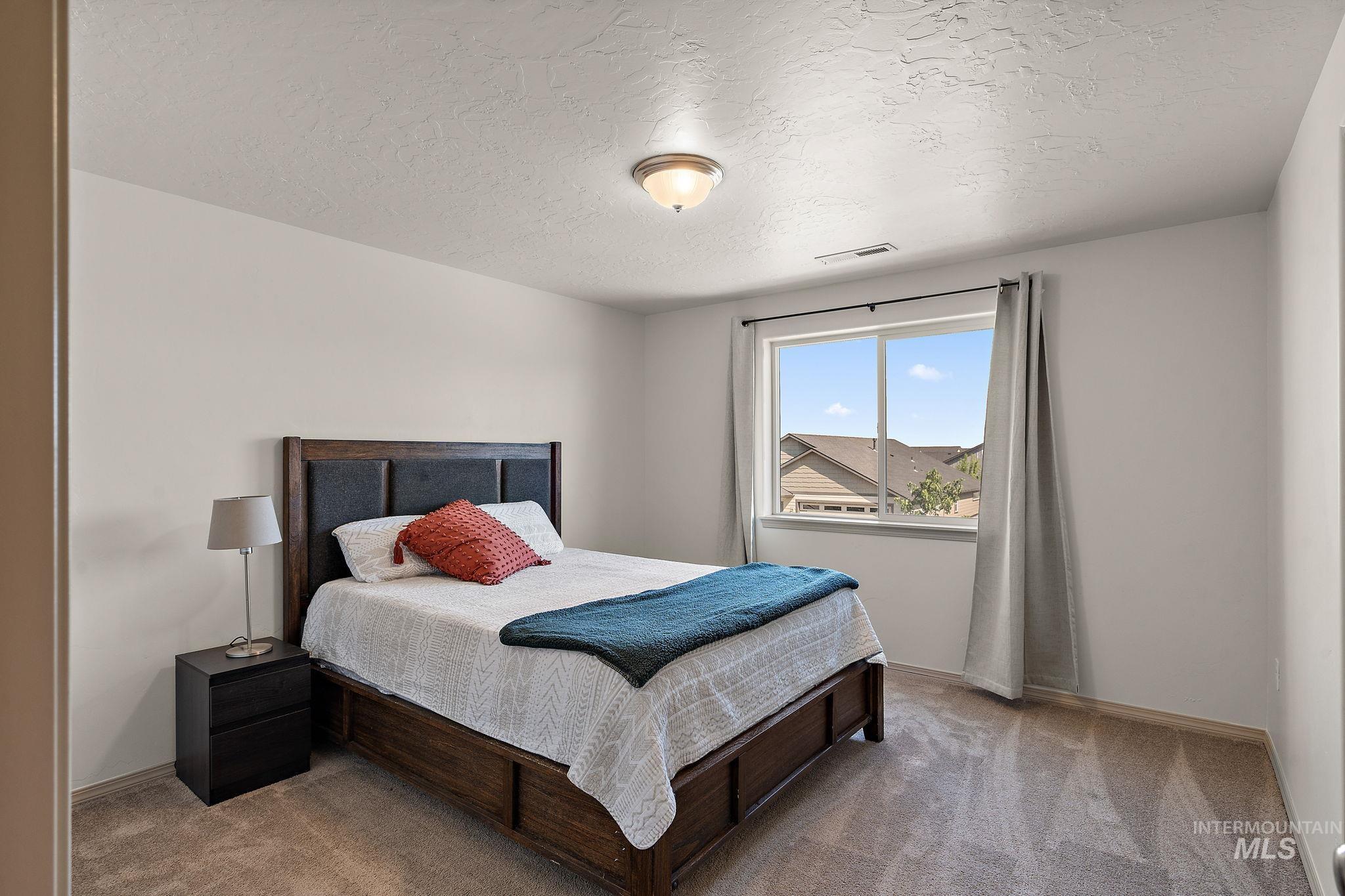 1853 E Porter Unit: E Porter St.