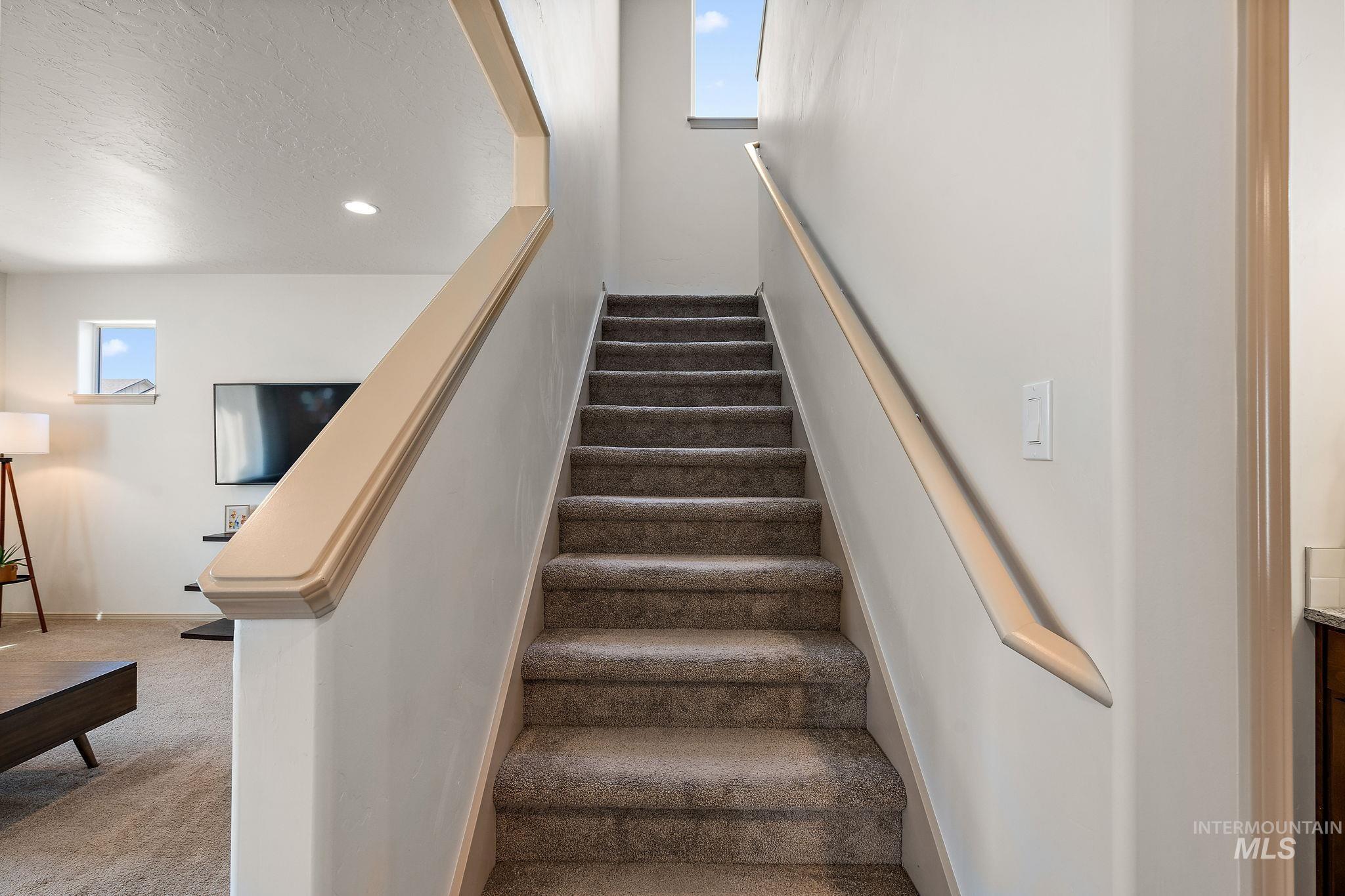 1853 E Porter Unit: E Porter St.