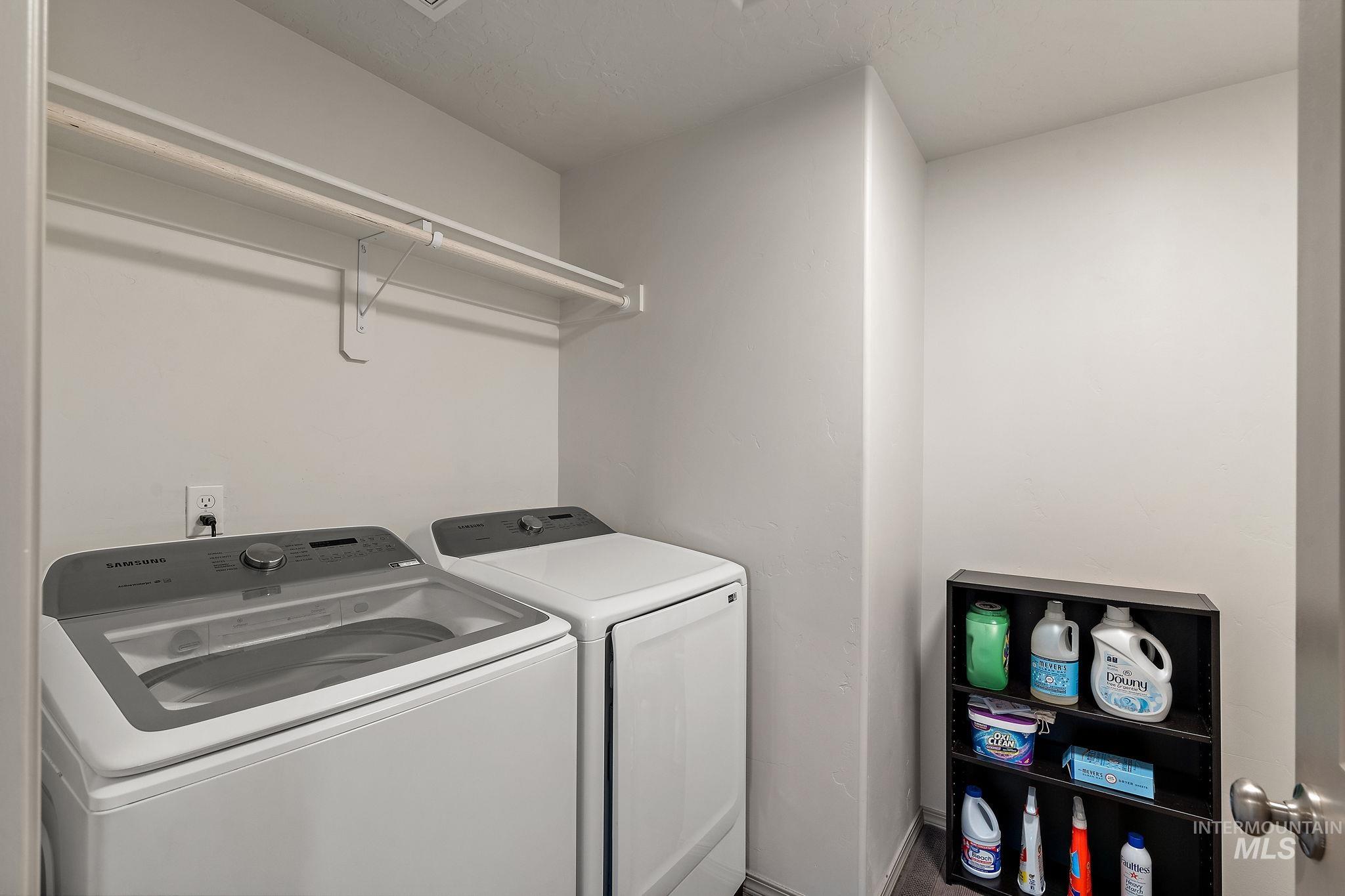 1853 E Porter Unit: E Porter St.