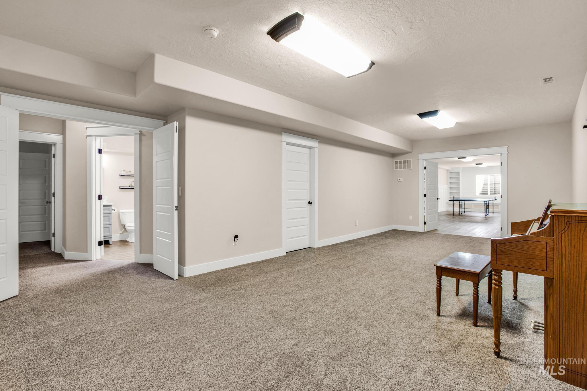 3469 E. Dartmoor Ct