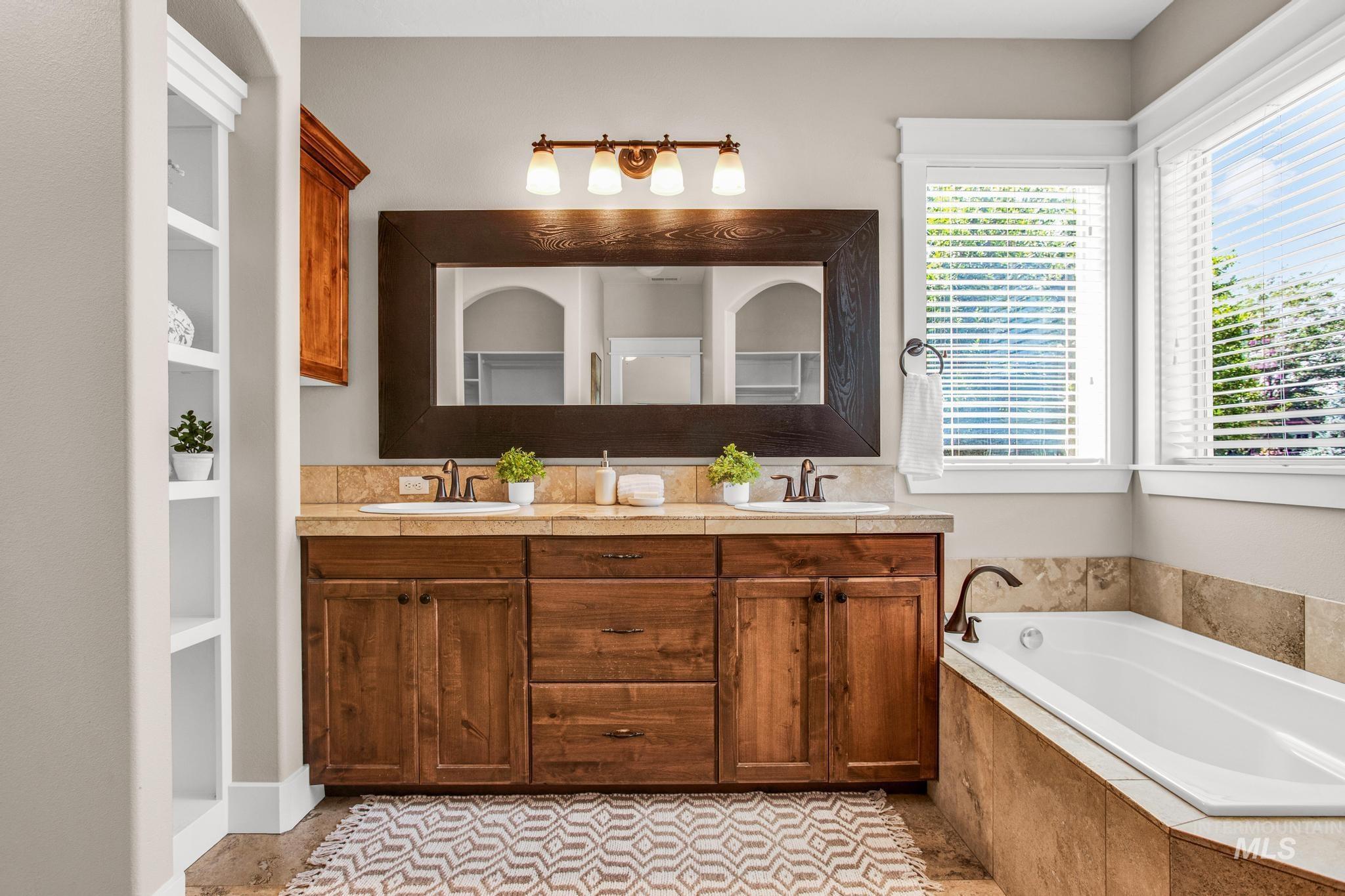 3469 E. Dartmoor Ct