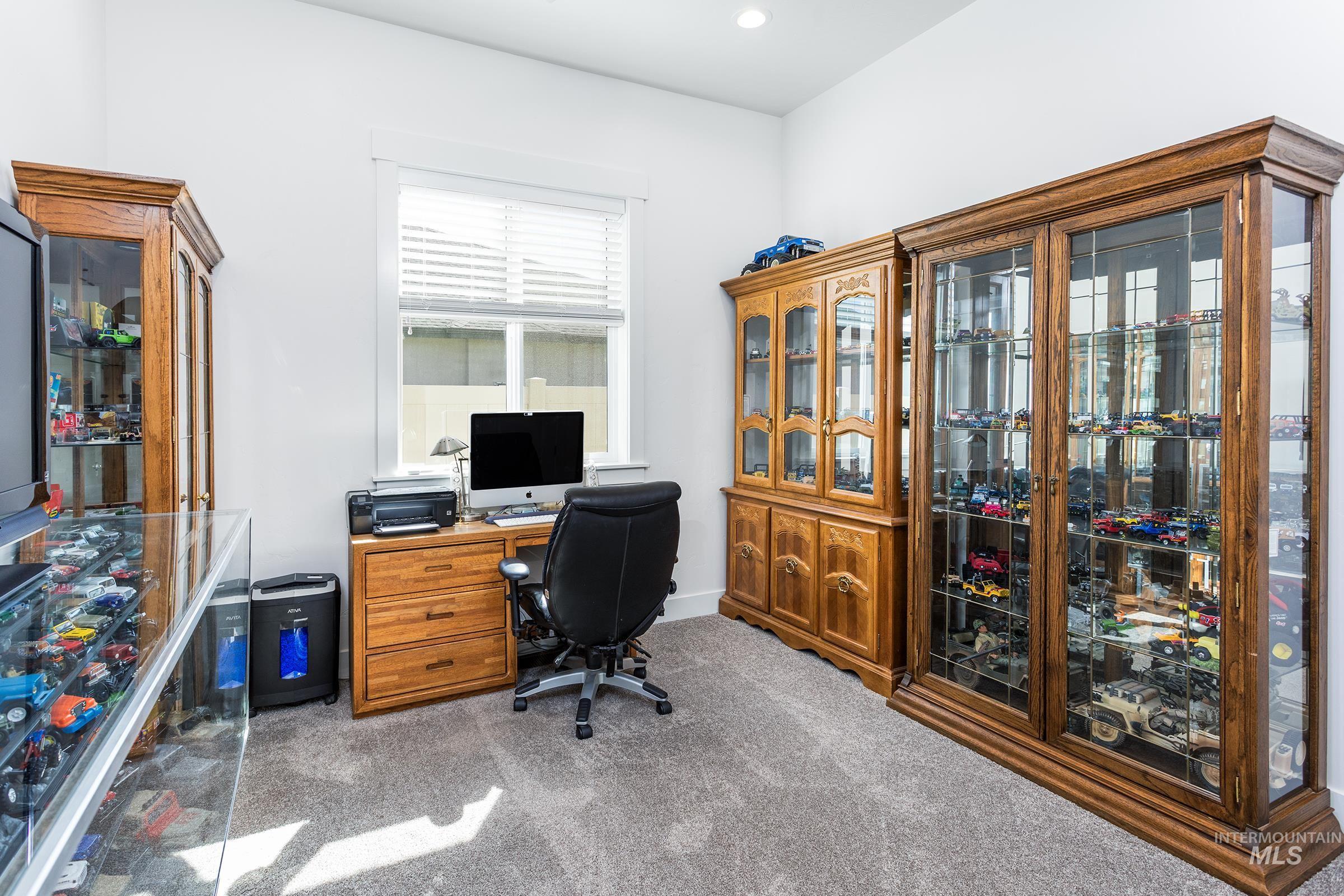 11409 W Threadgrass St.